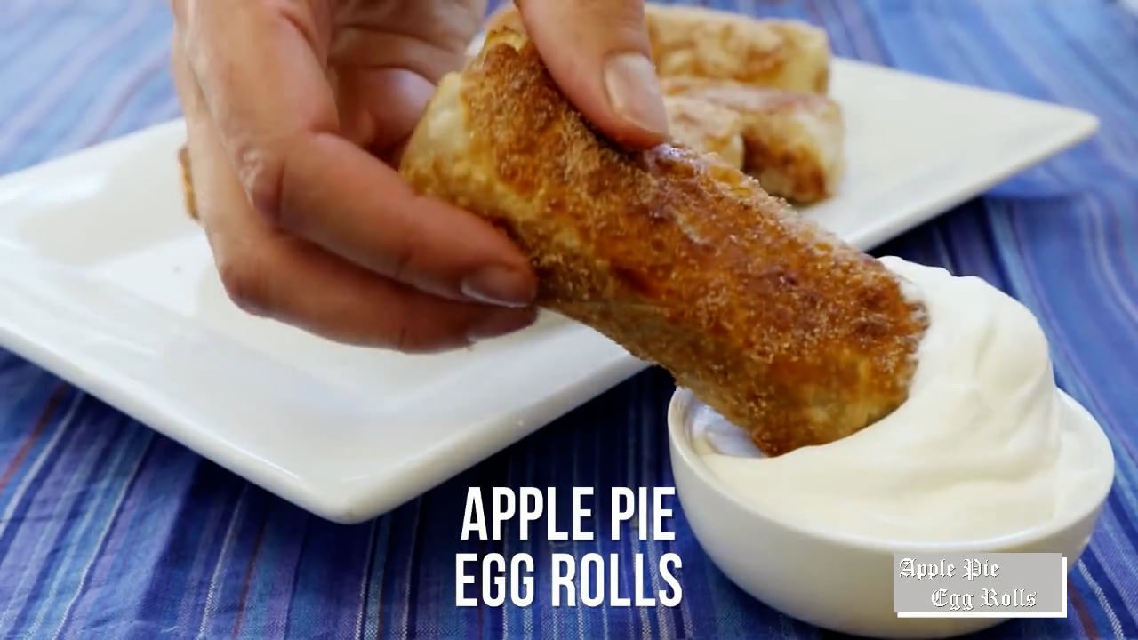 Apple pie rolls